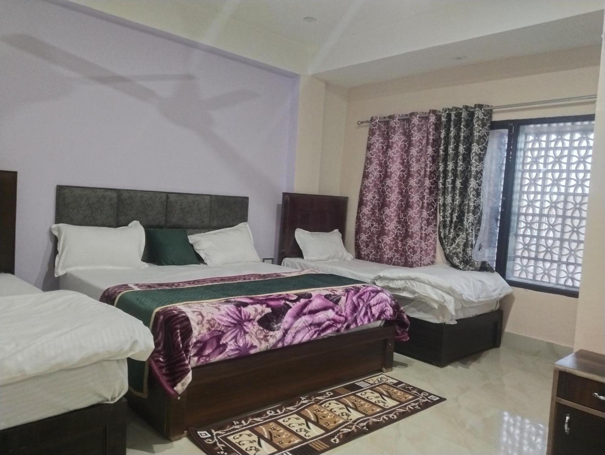 Dixit Residency Hotel Vrindavan Exterior photo